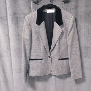 Vintage Evan-Picone Blazer Black and White Tweed with Velvet Collar Size 14